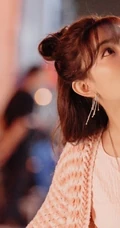 女演员孟子义《我不是购物狂》超美时尚造型剧照图片