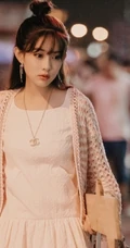 女演员孟子义《我不是购物狂》超美时尚造型剧照图片