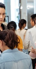 女演员孟子义《我不是购物狂》超美时尚造型剧照图片