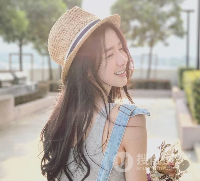 治愈系笑容超动人，马来女生蔡卓宜自拍，写真，生活照图集