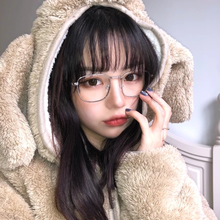 非主流烟熏妆女生头像图片