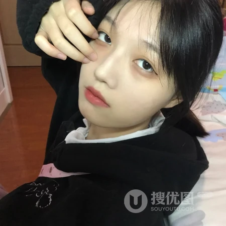 长发可爱的非主流妹子头像图片
