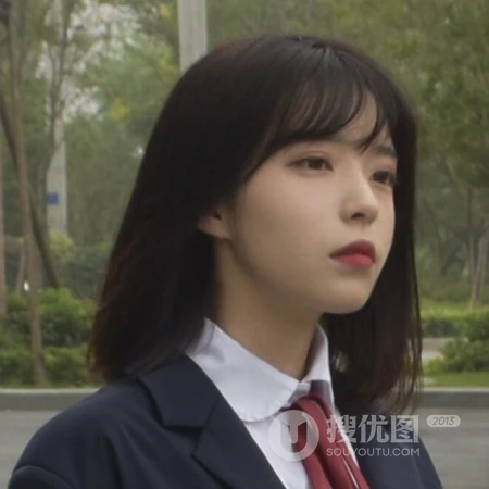 个性十足的浓装妹子比较非主流的女生头像
