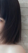 任敏短发加褶皱白裙清新写真，还是短发的任敏好看