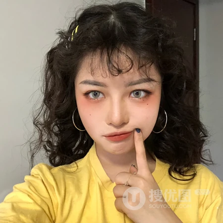 戴墨镜的女生，女生拽拽的头像图片