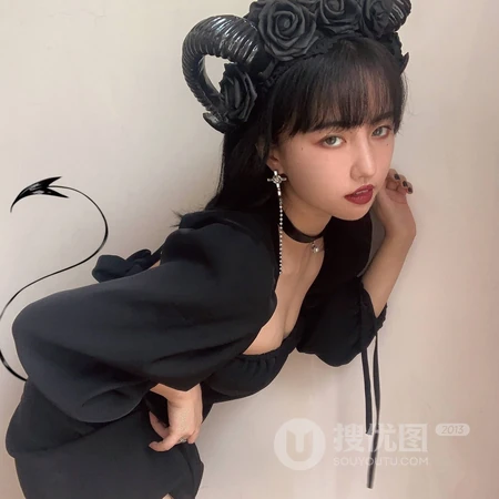 戴墨镜的女生，女生拽拽的头像图片