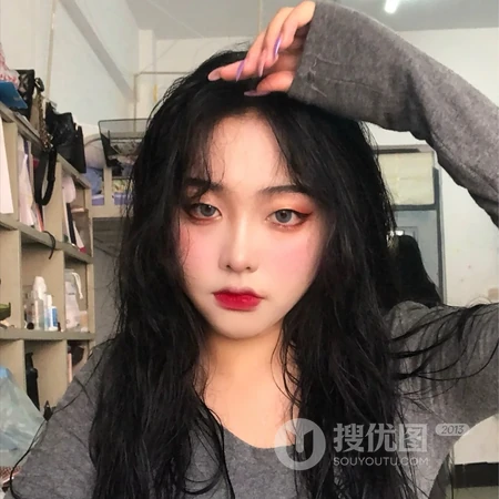 2020酷酷的暗黑女生头像推荐
