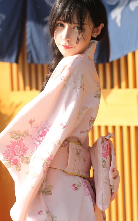 穿和服的日系美女，古代的美人手机桌面背景