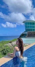 海边纹身海边穿搭性感腰线的养眼美女手机壁纸