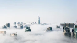 夜晚城市的道路灯光意境电脑壁纸