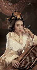唐装女生莫晓希复古艺术摄影写真，尽显风华绝代武则天风采