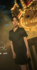 日本女艺人堀未央奈唯美户外游乐场游玩写真图集