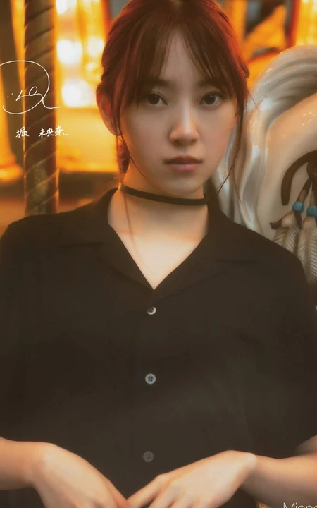 日本女艺人堀未央奈唯美户外游乐场游玩写真图集