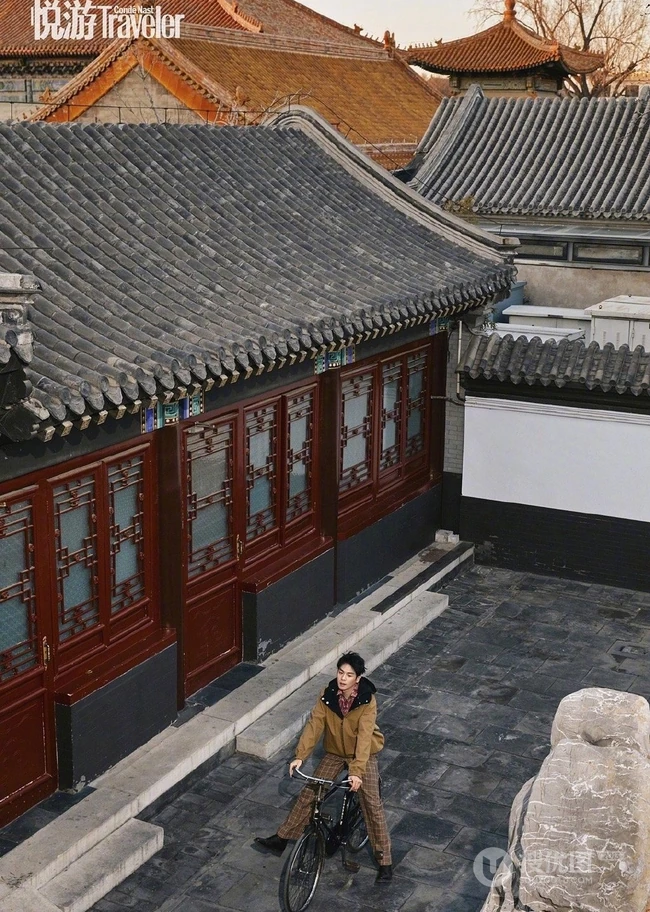 小爷有范儿，张若昀的北京胡同生活之旅最新杂志写真图集