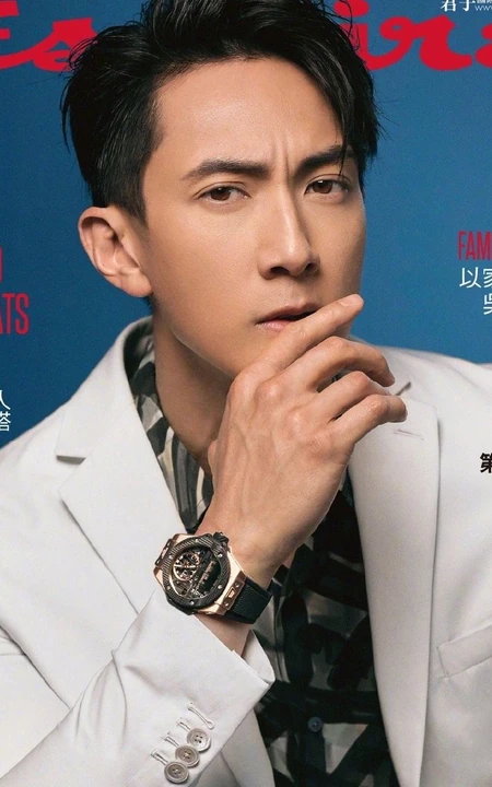 吴尊《君子国际中文版》帅气杂志写真，展清爽硬朗的成熟魅力