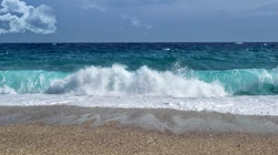 大海、海浪、浪花、波涛汹涌的海浪浪花景色壁纸图片