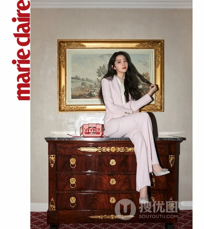 欧阳娜娜百变风情复古色《嘉人》杂志写真图集