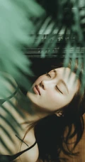 肩膀上有纹身的长发个性美女高清2K手机壁纸下载