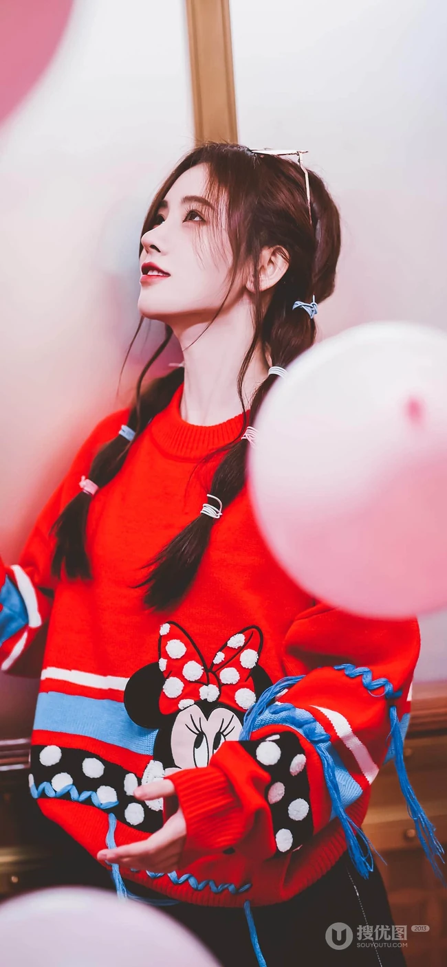 美女明星鞠婧祎魅力笑容专属精美手机桌面