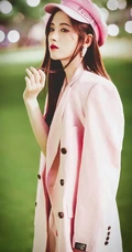 美女明星鞠婧祎魅力笑容专属精美手机桌面