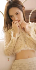身材好，颜值高，气质纤细线条女生黄伊羚镂空衣裤室内吸睛图片