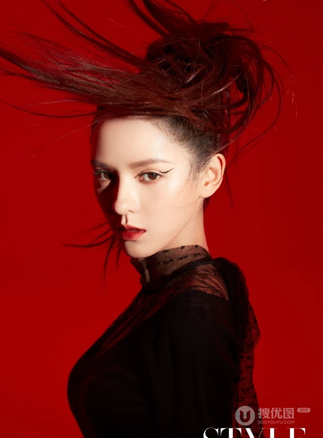 张予曦时尚酷美百变造型登《STYLE》杂志写真图片