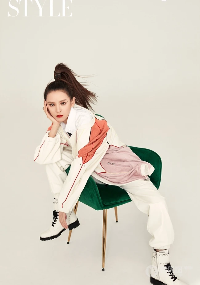 张予曦时尚酷美百变造型登《STYLE》杂志写真图片