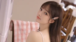 黑直长发清新美丽娇小美女私房写真桌面壁纸图片