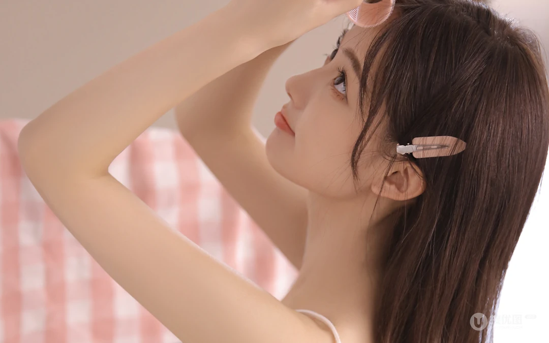 黑直长发清新美丽娇小美女私房写真桌面壁纸图片