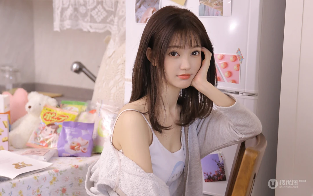 黑直长发清新美丽娇小美女私房写真桌面壁纸图片