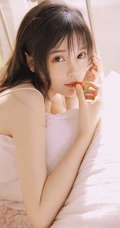 长发气质美丽女孩白色礼裙短裤纤细线条线条感动人室内写真图片