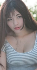 长发性感大胸美女手机壁纸推荐