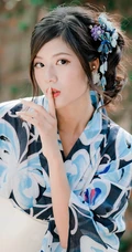 长发性感大胸美女手机壁纸推荐