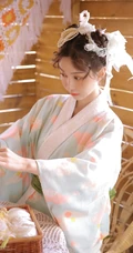 清纯古装少女阳光小木屋清新写真，阳光明媚早踏春