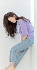 韩国气质女生裴秀智牛仔裤系列柔美动人写真图片