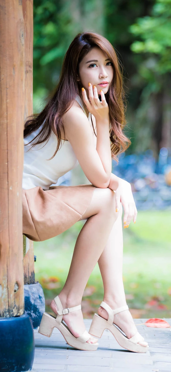 邻家小姐姐型清纯美女高清手机壁纸套图