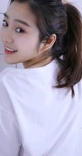 清纯性感居家妹子室内摄影手机壁纸图片三月推荐