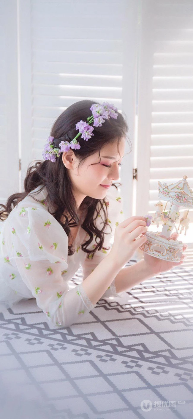 清纯性感居家妹子室内摄影手机壁纸图片三月推荐