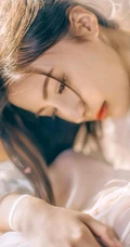 清纯性感居家妹子室内摄影手机壁纸图片三月推荐