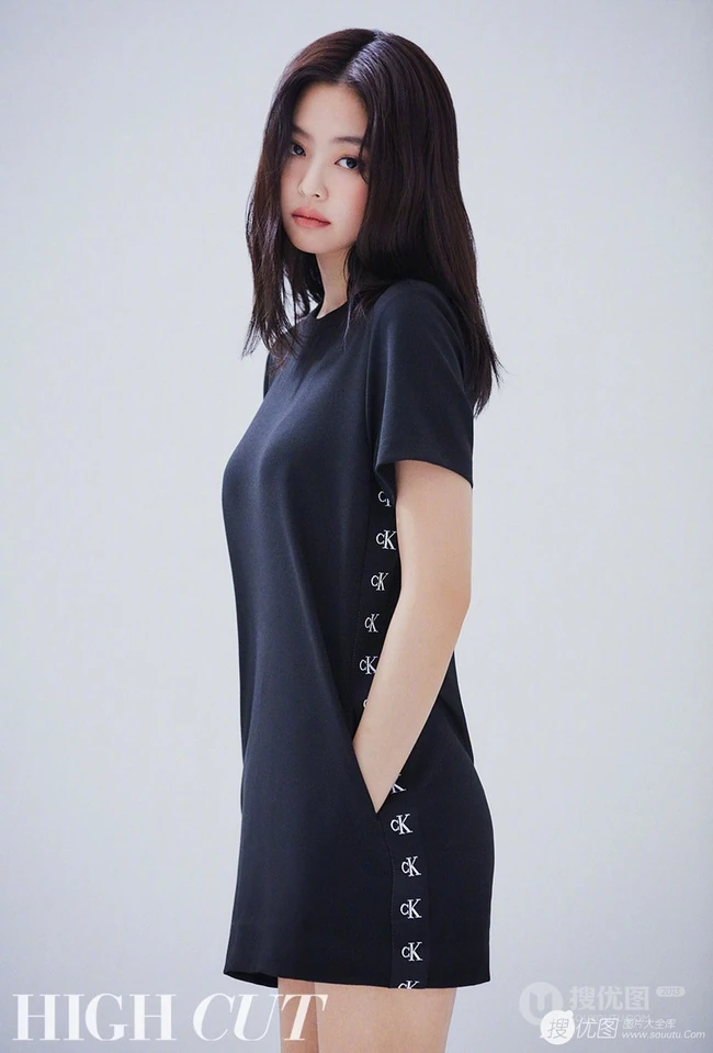 韩国气质女生Jennie紧身牛仔裤系列杂志写真图集