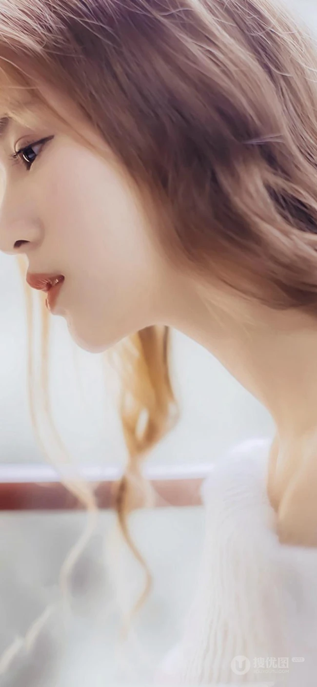 梦幻唯美场景下的学生妹，和风长发清纯女生手机壁纸三月六日推荐