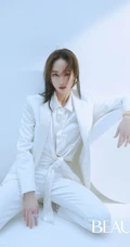 张钧甯清新纯美杂志写真，台湾女生张钧甯慵懒湿发仙气美图