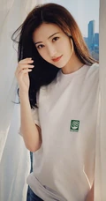 景甜白T短袖清新居家休闲装动人写真图片