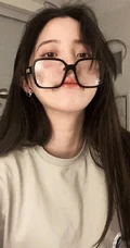 欧阳娜娜绿洲晒酷美，可爱，搞怪等各类自拍照图片
