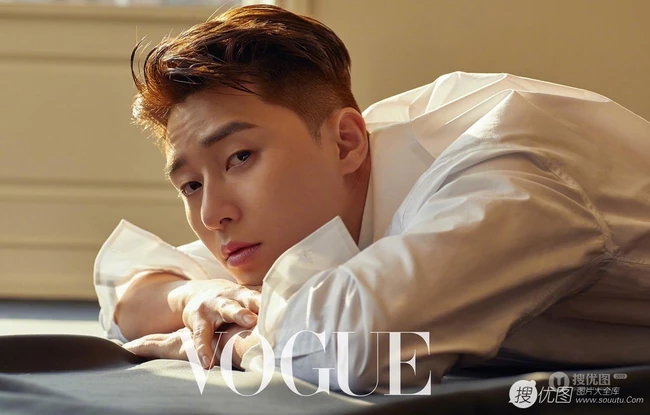 朴叙俊《VOGUE》杂志蜕变主题帅气有型写真图片