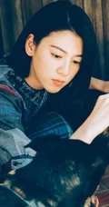 三吉彩花复古动人写真，生活照，享受惬意生活，体会百味人生