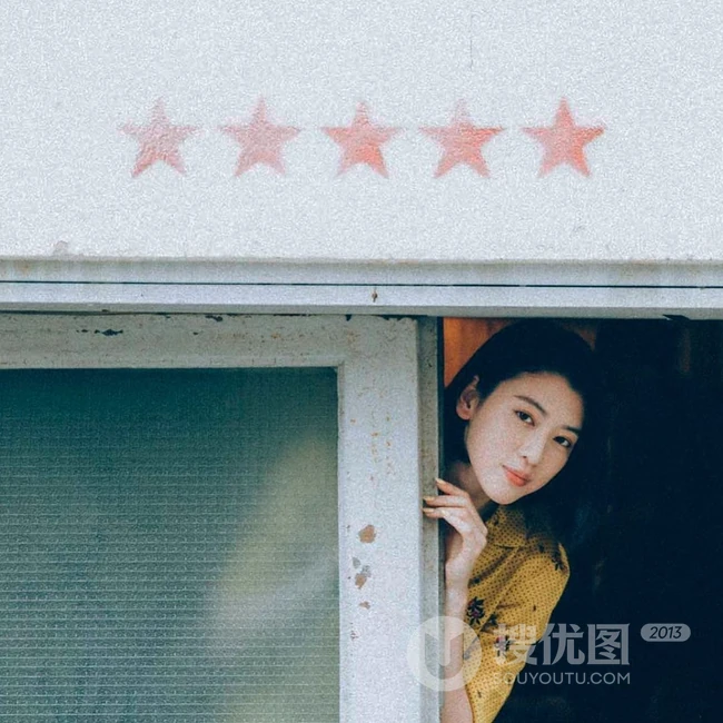 三吉彩花复古动人写真，生活照，享受惬意生活，体会百味人生