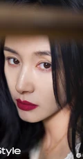 王子文3月份优家画报杂志写真图集，着装魅惑，红唇柔美气质