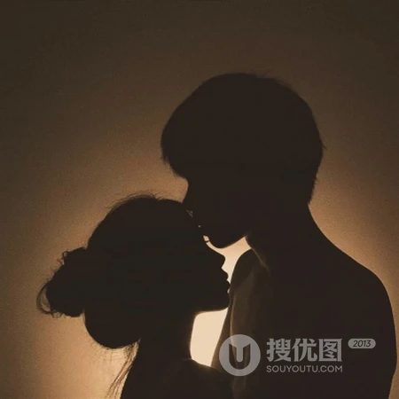 侧颜不露脸唯美意境暗系一左一右恩爱情侣配对头像图片