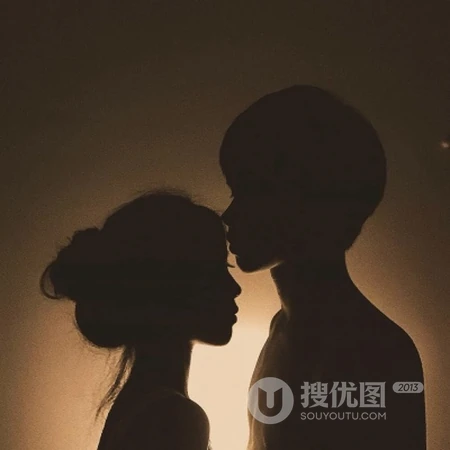 侧颜不露脸唯美意境暗系一左一右恩爱情侣配对头像图片